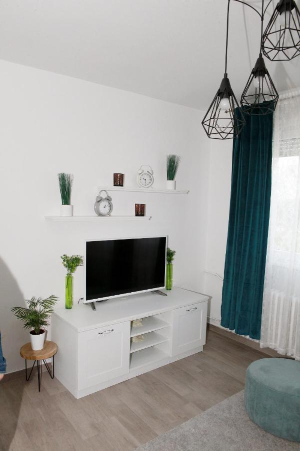 Apartman Lucija Karlovac Eksteriør billede
