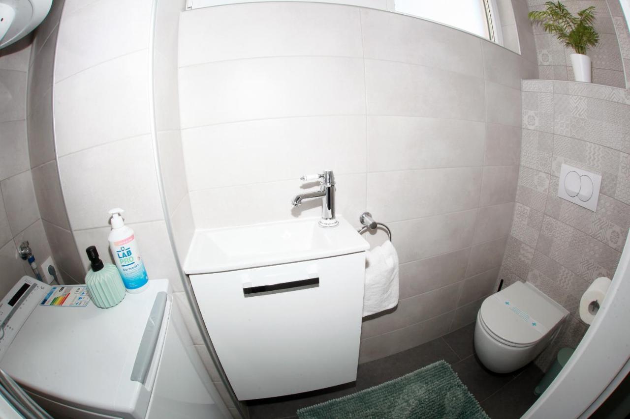 Apartman Lucija Karlovac Eksteriør billede
