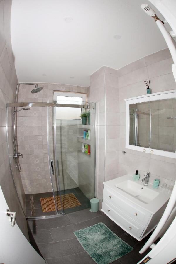 Apartman Lucija Karlovac Eksteriør billede